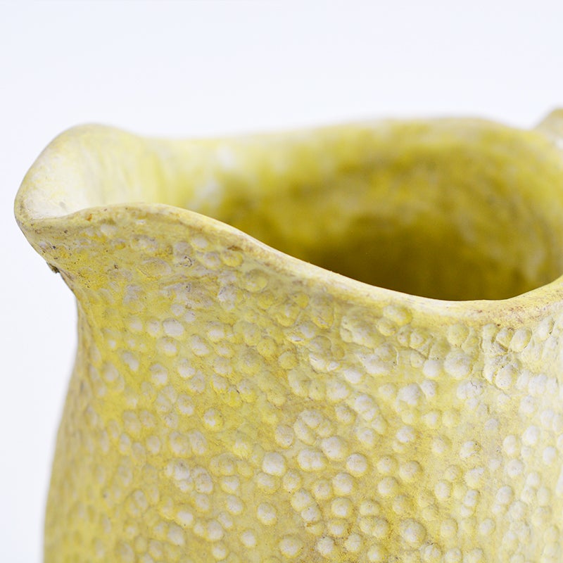 使い込まれたような温かみのある表情です