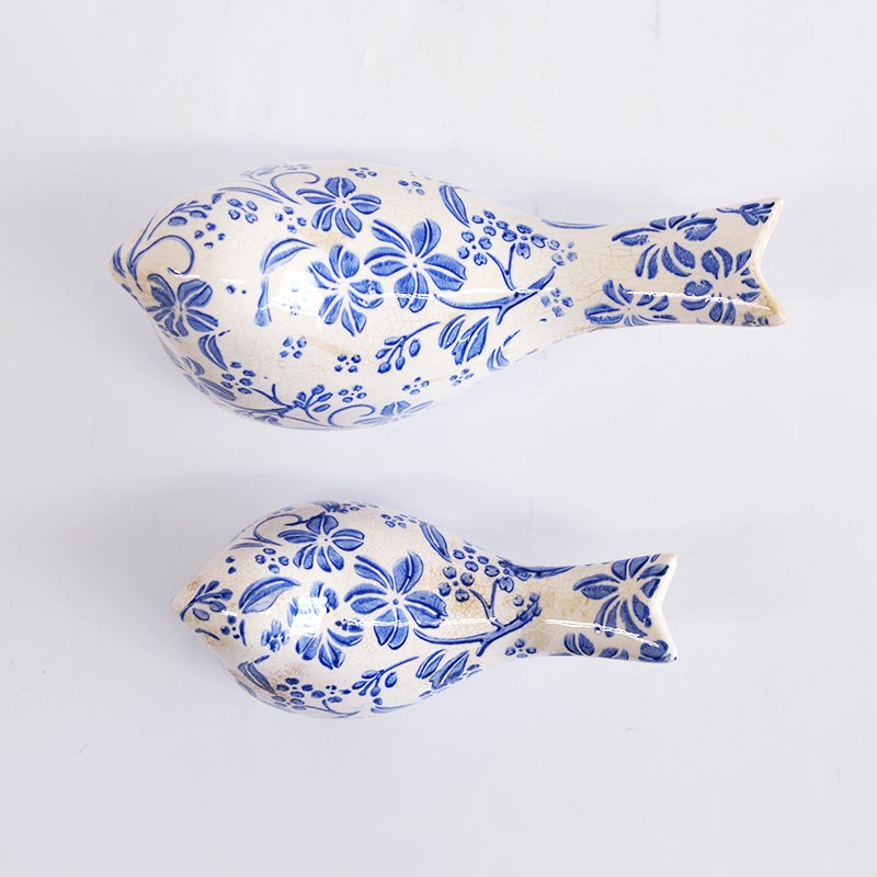 寄り添うような姿が空間に温かみとストーリー性を生み出します