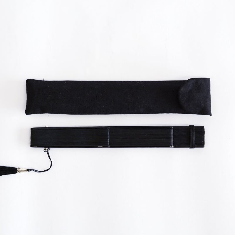 持ち運びや保管時に便利なケース付きです