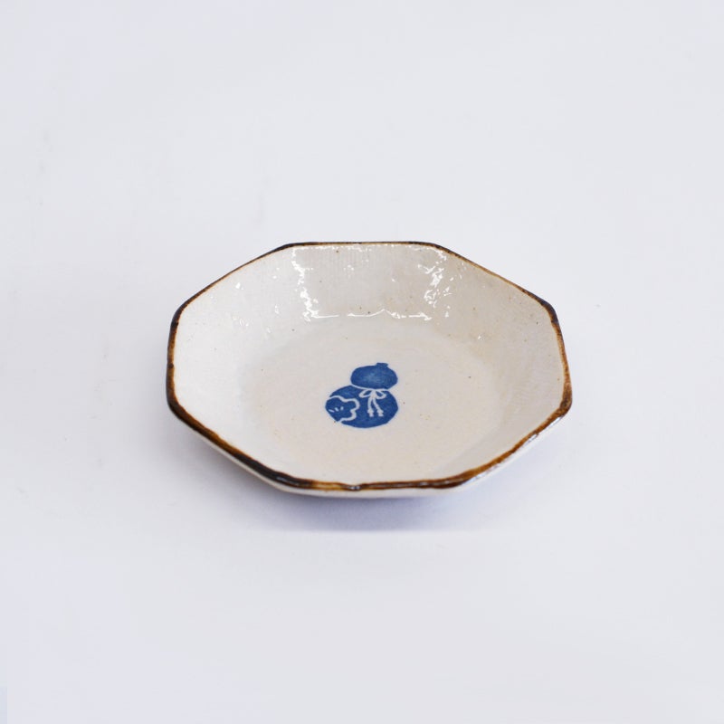 縁起のよい「末広がり」の八角形