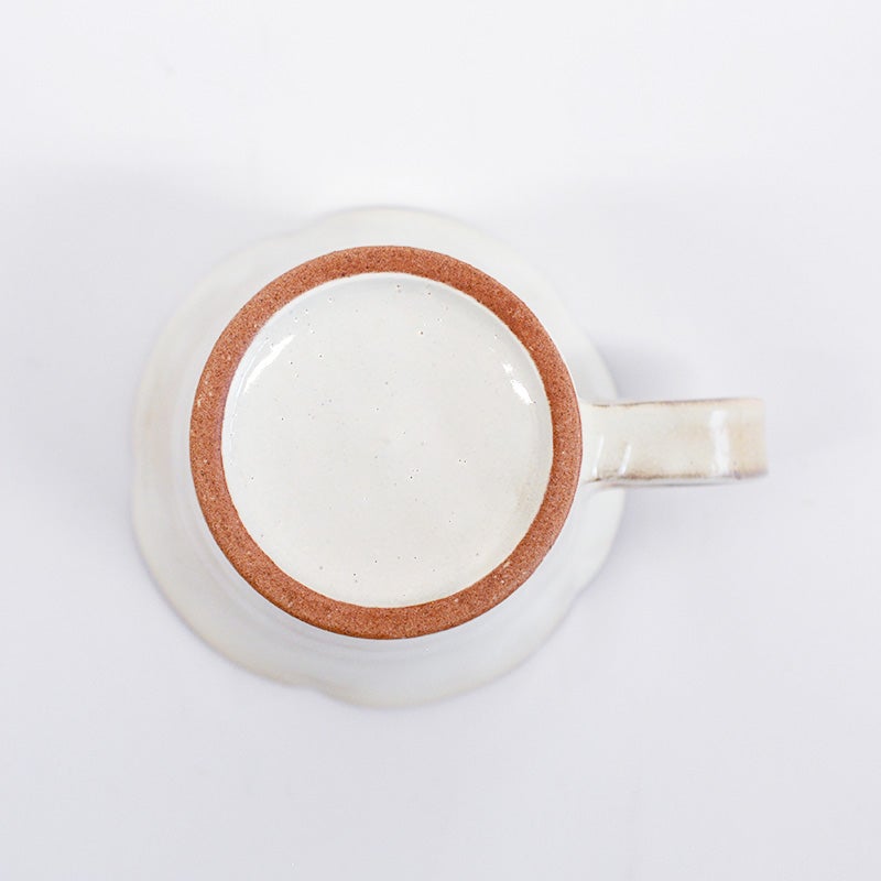 安定感のある形状です