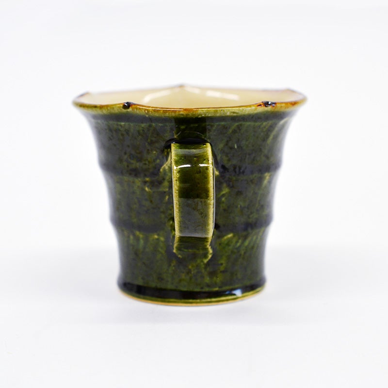 渋さの中に遊び心を感じさせるデザインが魅力です