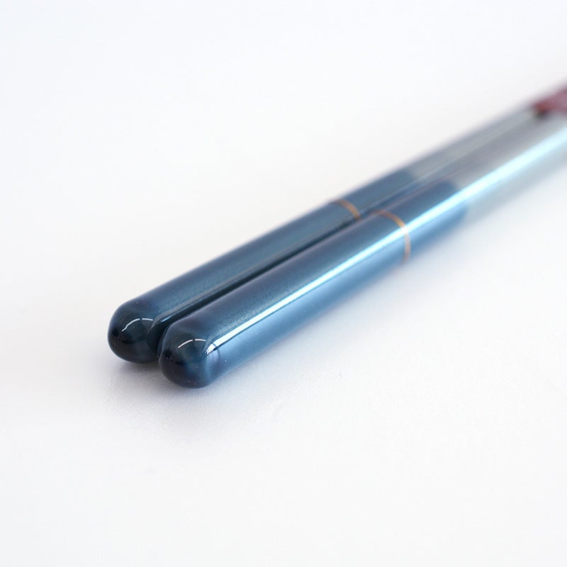 角を落とし丸みを帯びたやさしい形状です