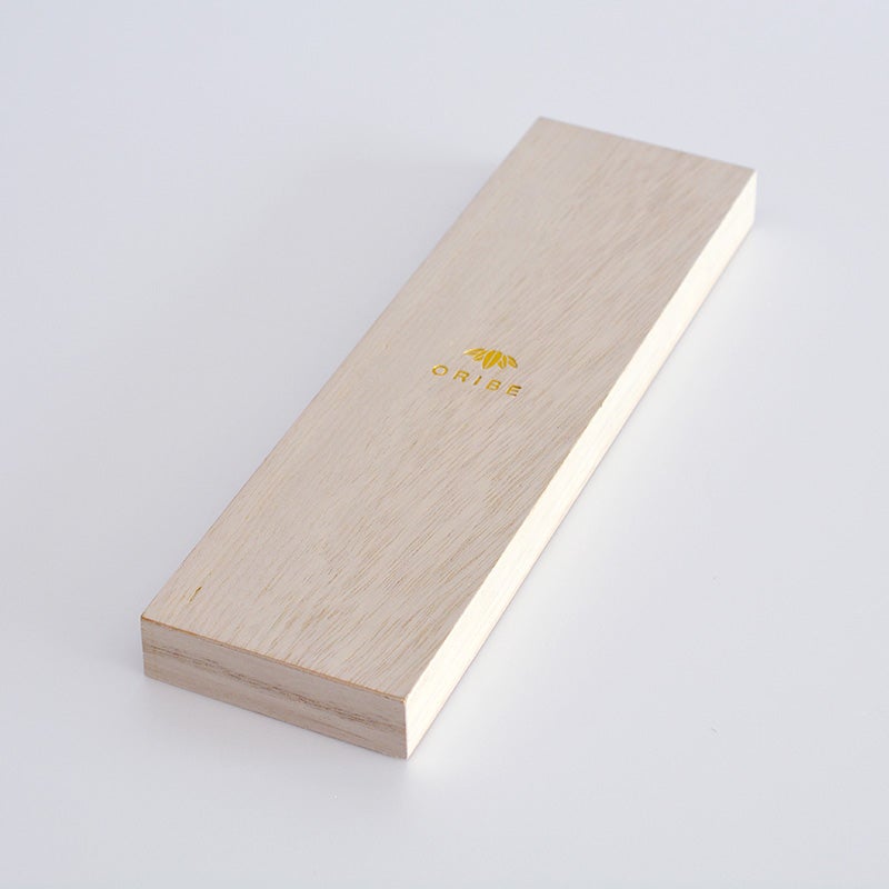 桐箱付きで贈り物に最適です