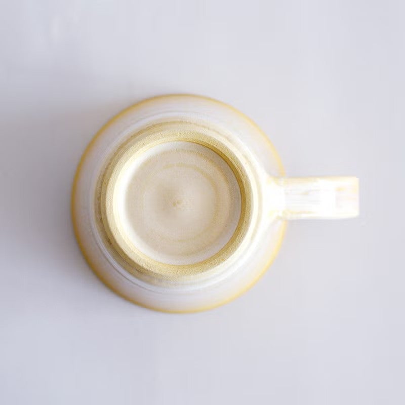 底部には安定感があり、しっかりとした造りで安心して使用できます