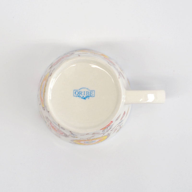 底には織部のオリジナル印が入っています