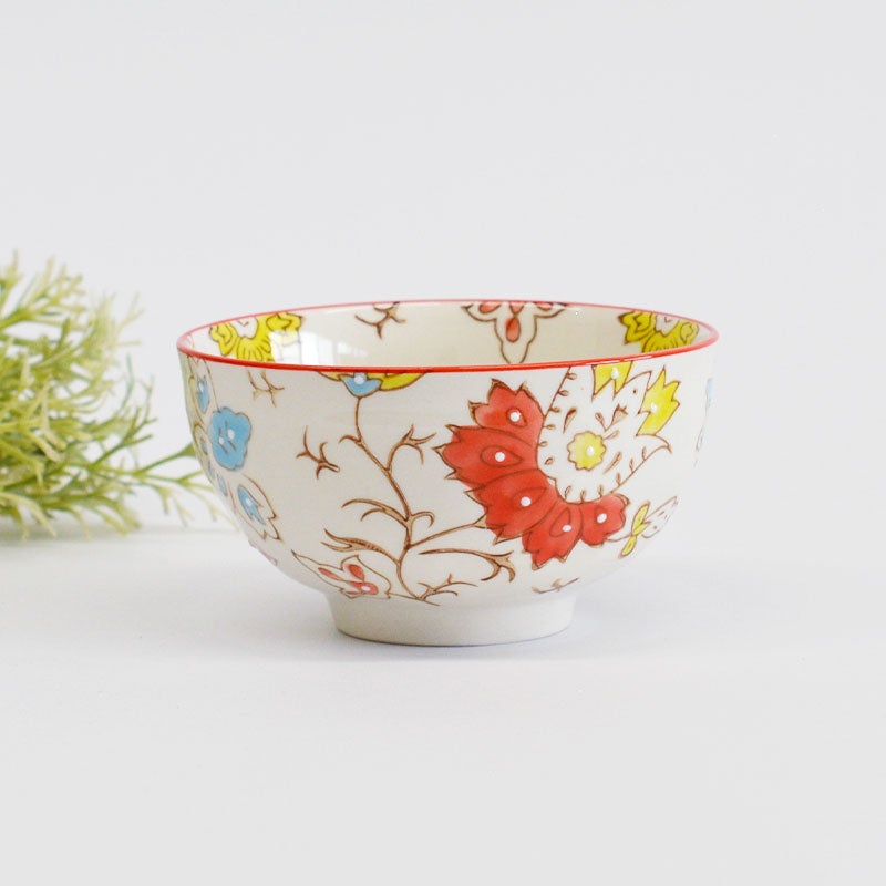 オリエンタルな花柄をモチーフにした「Petala ライスボウル アザミ」です