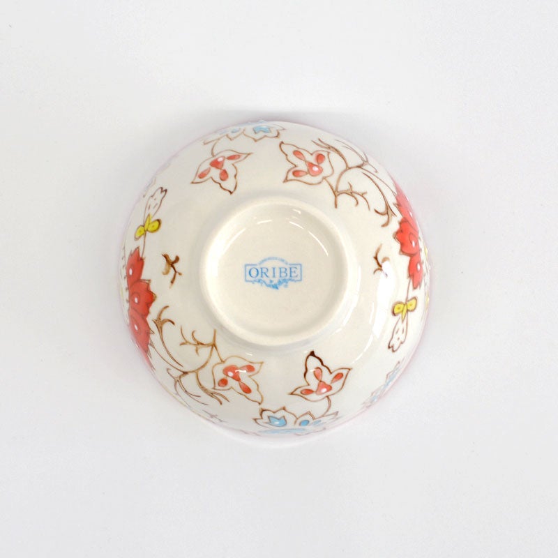 底には織部のオリジナル印が入っています