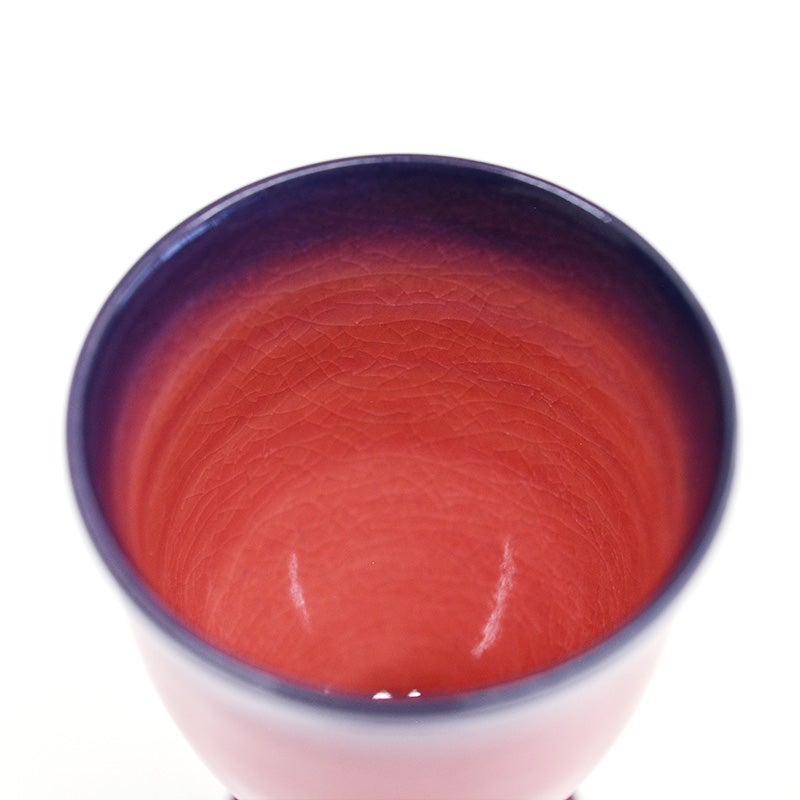 使い込むほどに味わい深い風合いへと変化していく、経年変化を楽しめます