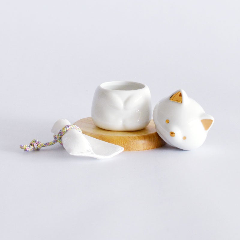 分骨用としてはもちろん、思い出の遺品（毛、爪、首輪のチャームなど）をおさめるメモリアルボックスとしてもお使いいただけます
