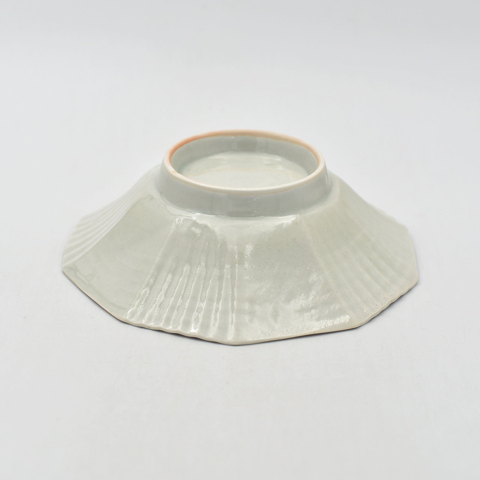 白磁陽刻十角鉢｜和食器通販｜織部 Online Store【公式】