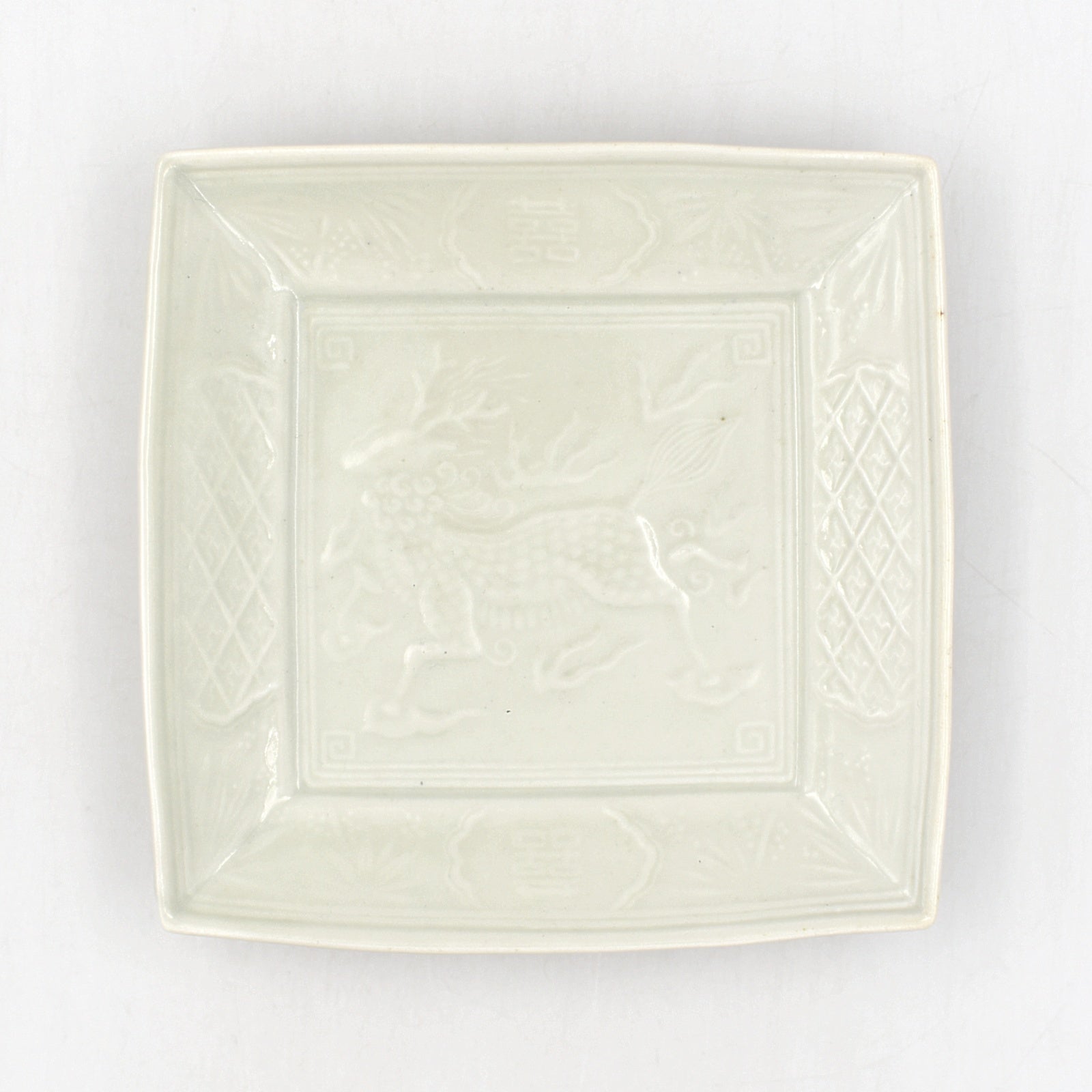 白磁麒麟文四方皿｜和食器通販｜織部 Online Store【公式】