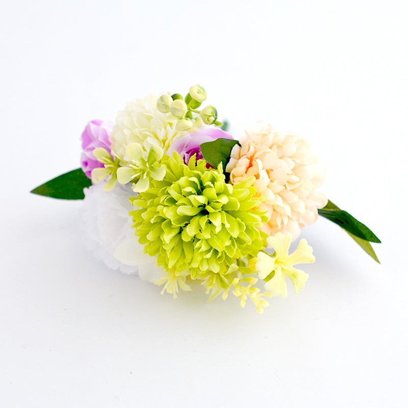 水替え不要なので、お花が枯れやすい季節にもぴったりです