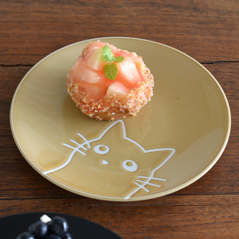 茶猫はカジュアルなイメージです