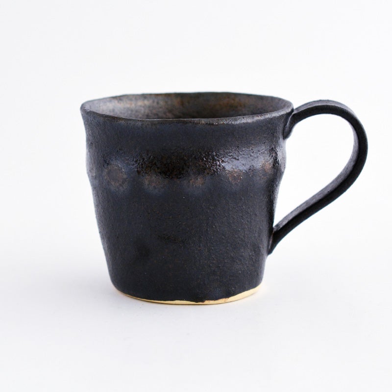 黒釉 たたら マグ 口広｜和食器通販｜織部 Online Store【公式】